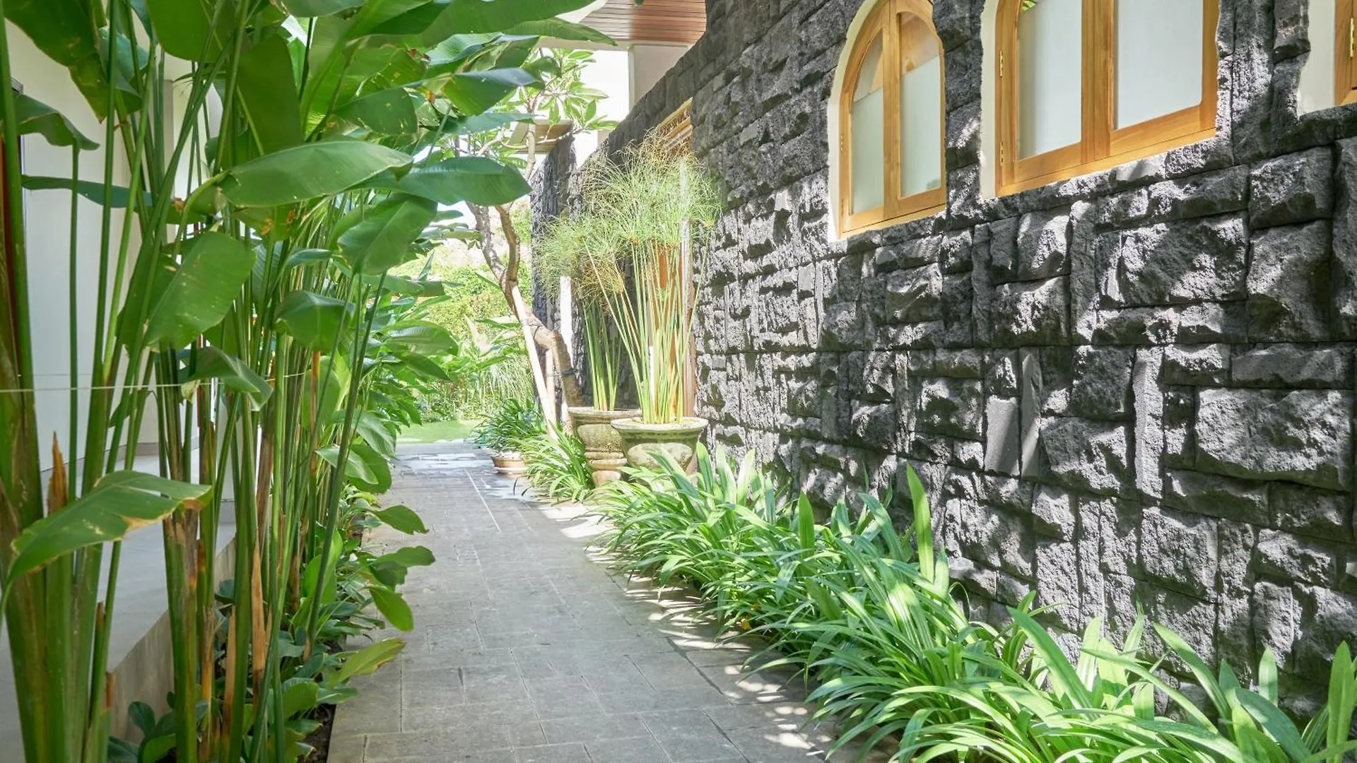 Luna Ola Villa Berawa Canggu  5*, Canggu (Bali)